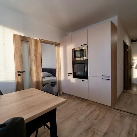 Ar Rezidencia Ludmanská 2 Apartmán *