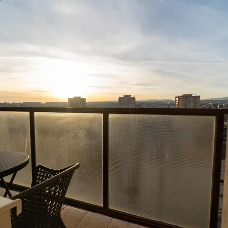 Ar Rezidencia Ludmanska 2 شقة كَشّا